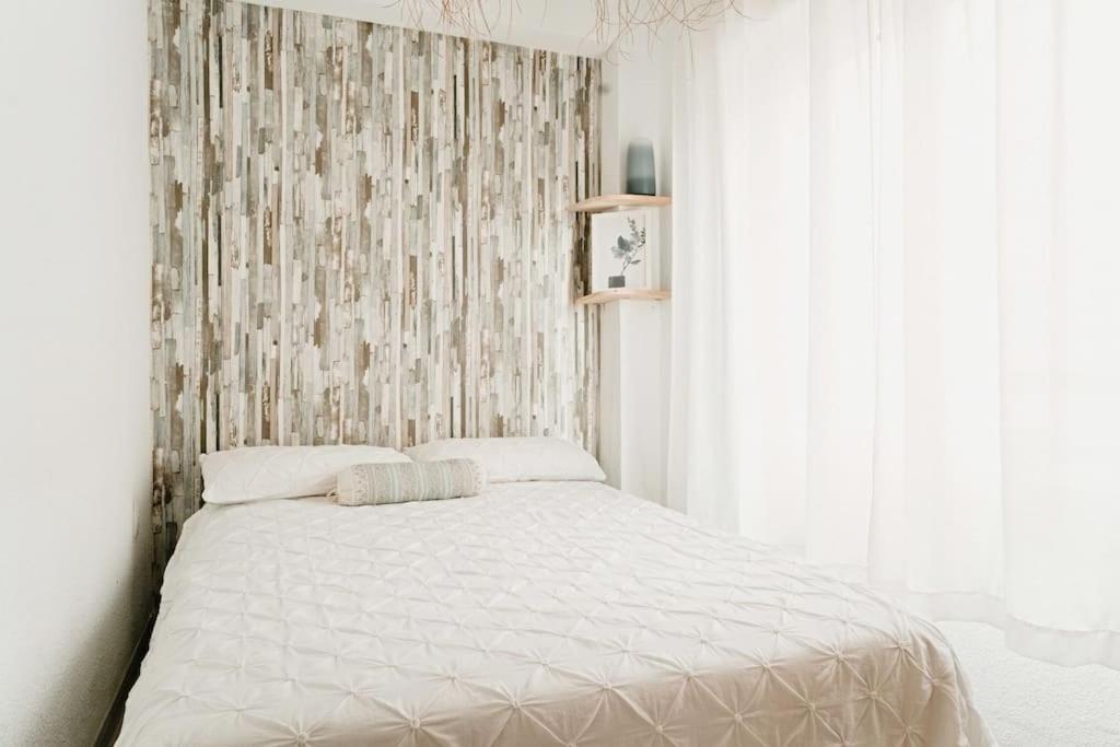 Apartamento Frente Al Mar, Familiar Y Acogedor. Санта-Пола Екстер'єр фото